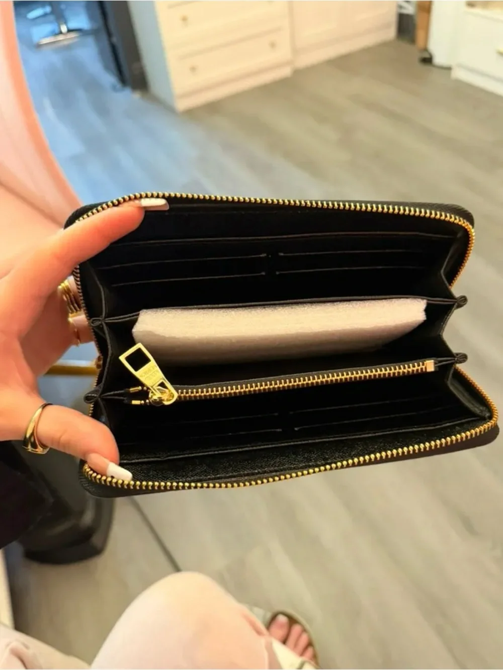 LV Wallet